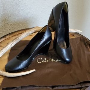 COLE HAAN AIR DEIRDRE WOMENS PUMP